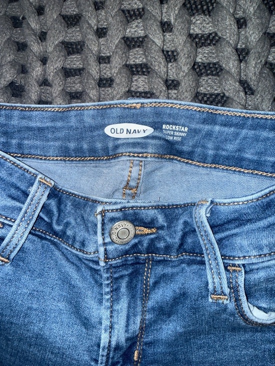 Old Navy Blue Women's Skinny Jeans — Light Wash - Picture 2 of 5